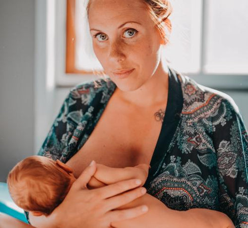 Dream feeding: An evidence-based guide to helping babies sleep longer. - Mustela Australia - 1