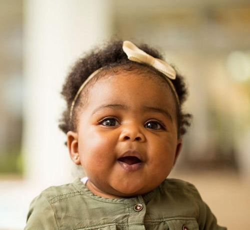 baby with dry skin - Mustela Australia - 1