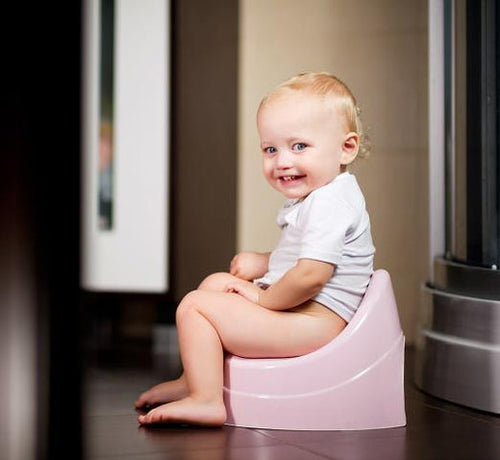 baby-on-potty - Mustela Australia - 1