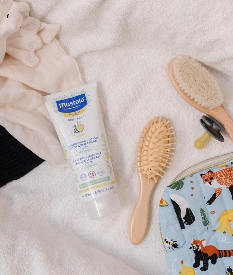 lotion dry skin beeswax mustela